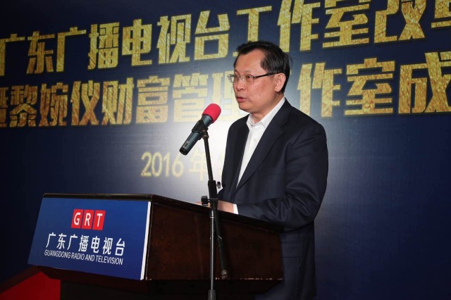 深圳电台主持人照片_深圳电台主持人收入(3)