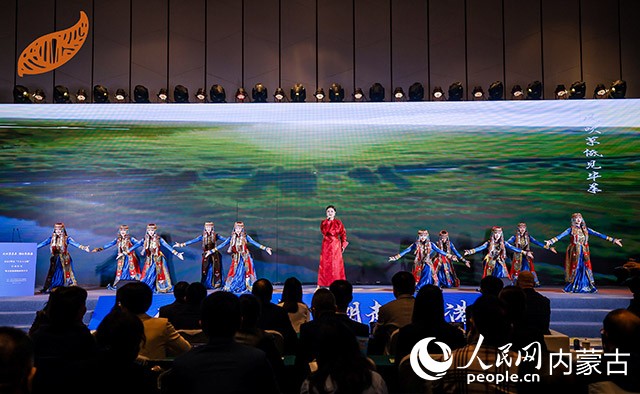 2023粵蒙“百萬人互游”文化旅游招商推介會現場。內蒙古文旅廳供圖