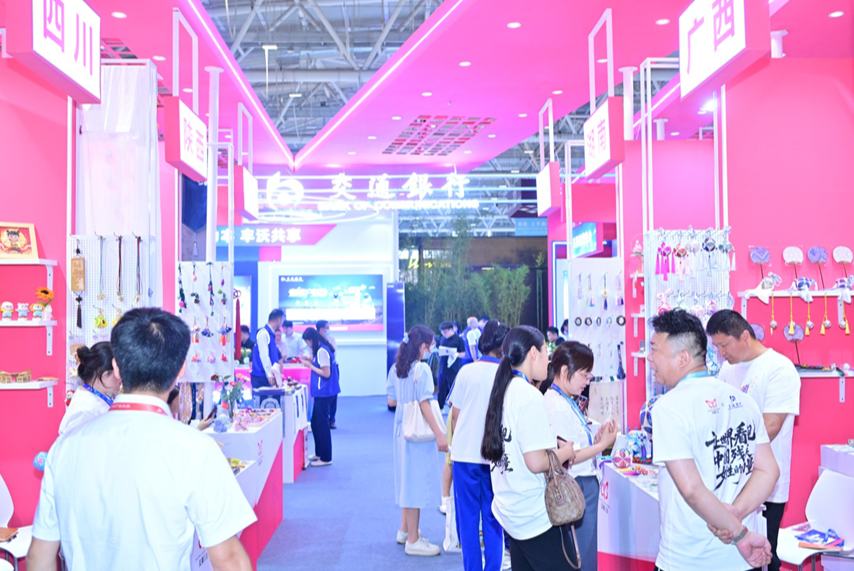 交通银行深圳分行心系助残事业 积极协办美丽工坊
