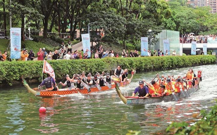 龙舟竞渡深圳后海中心河