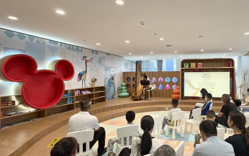 深圳市儿童医院把竖琴音乐会搬进病房